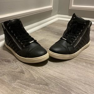 Steve Madden Decaf sneaker high top shoe
